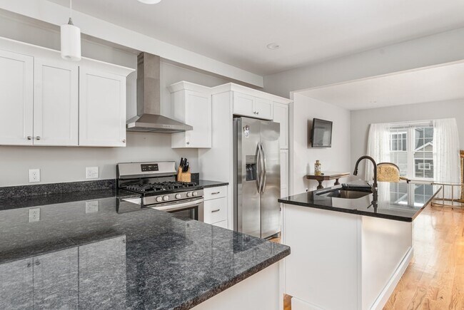 Foto del edificio - 802 Hunting Hill Dr