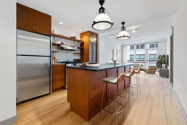 Interior Photo - 65 Washington Street