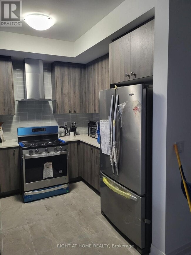 Building Photo - 36 Napiermews Dr