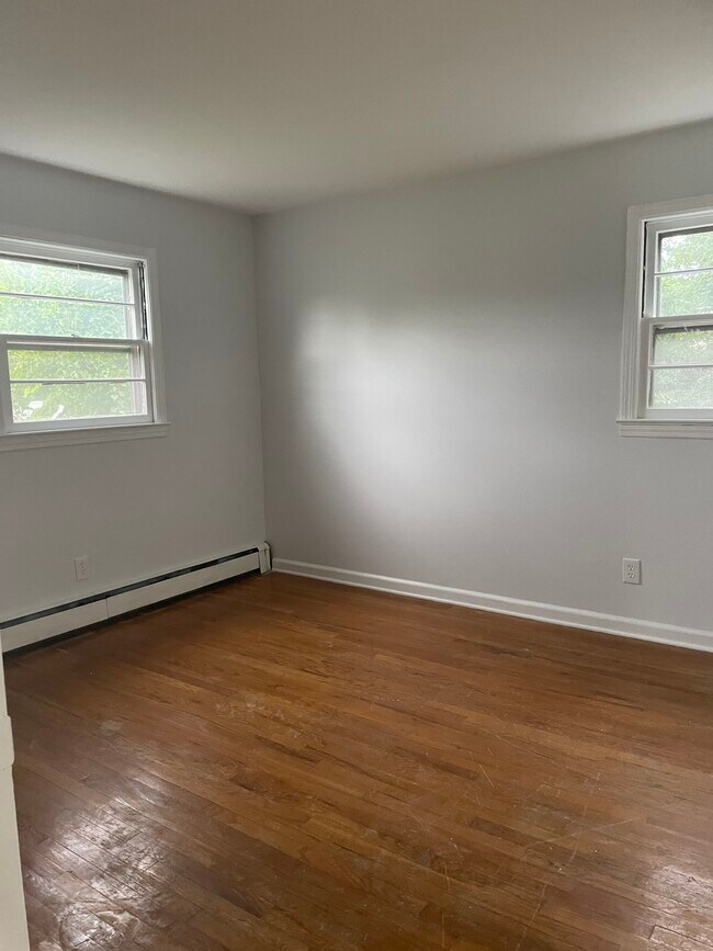 Building Photo - 181 Prospect St