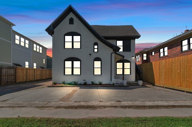 Foto del edificio - 1812 Wheeler Ave