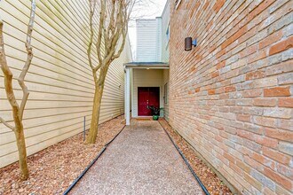 Building Photo - 395 Rancho Bauer Dr