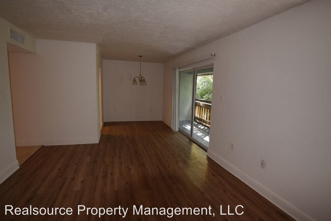 Foto del edificio - 2 br, 2 bath House - 4781 S Texas Ave #D