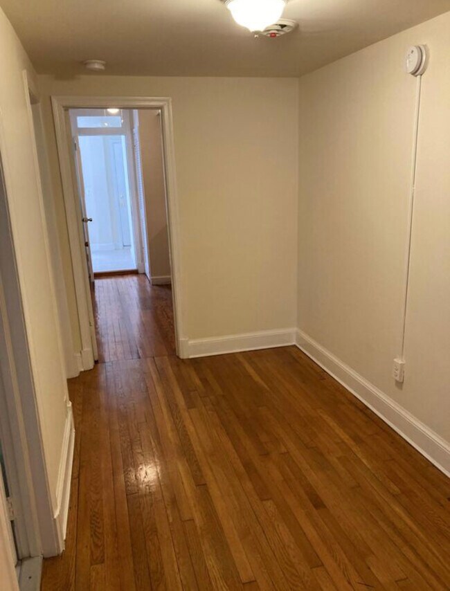 Foto del edificio - 232 10th St NE