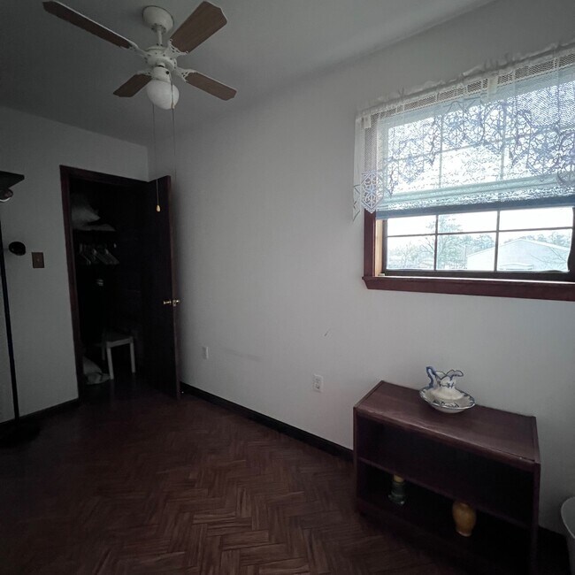 Building Photo - 306 Thomas Jefferson Dr