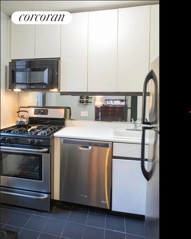 Foto del edificio - 250 W 89th St