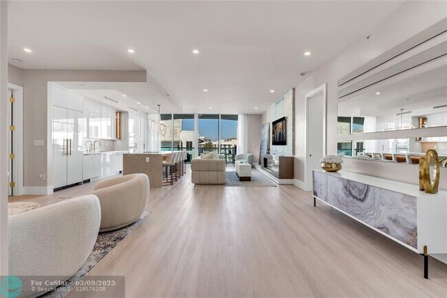 Foto del edificio - 500 SE Mizner Blvd