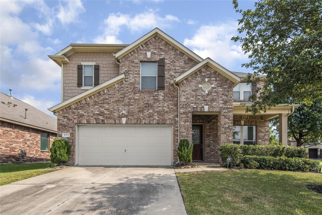 Foto principal - 16402 Lanesborough Dr