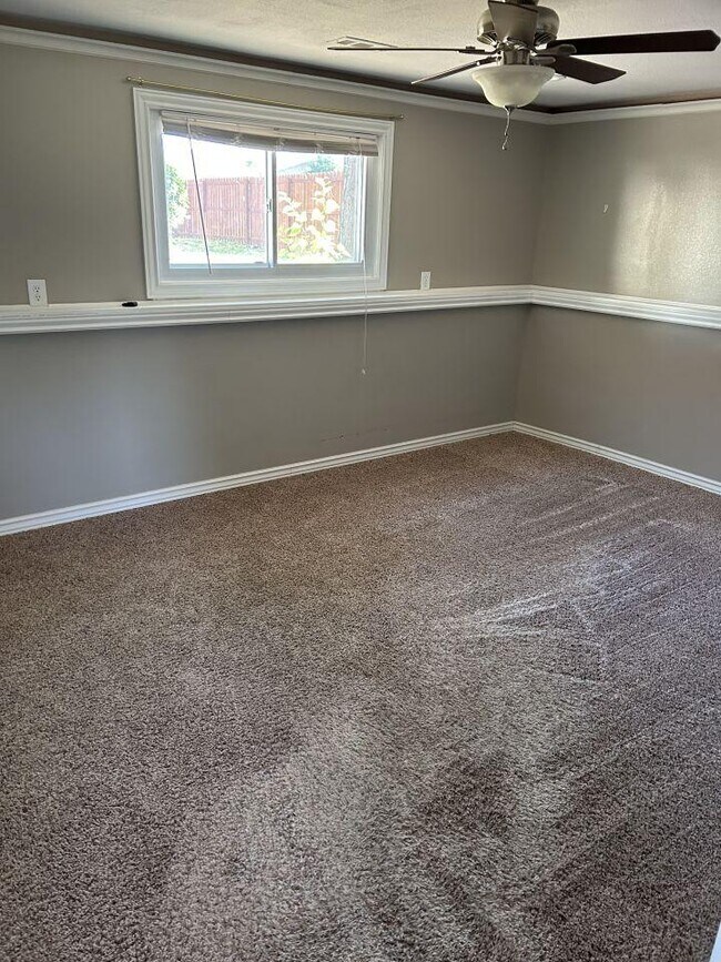 Foto del edificio - 4 bedroom in Billings MT 59102