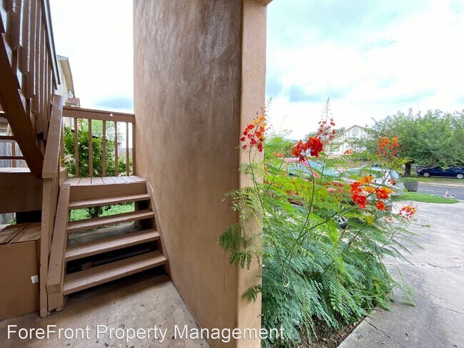 Foto del edificio - 2 br, 1 bath House - 5225 Meadow Fld, Apt 4