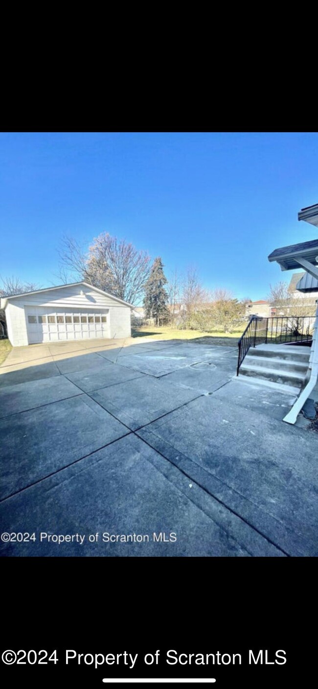 450 Walnut St, Luzerne, PA 18709 House Rental in Luzerne, PA