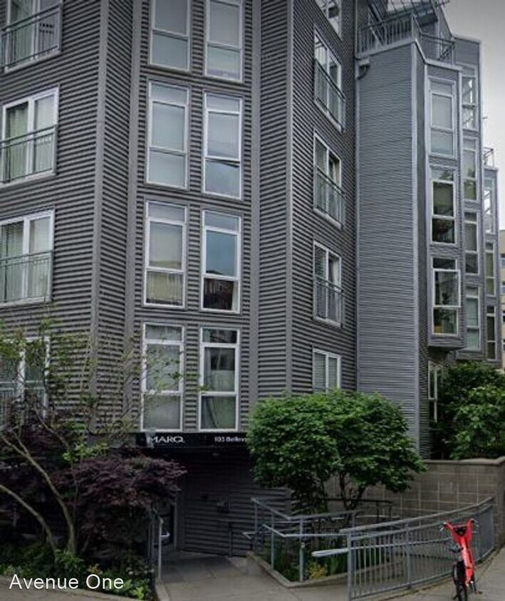Foto principal - 2 br, 1 bath House - 103 Bellevue Ave East...