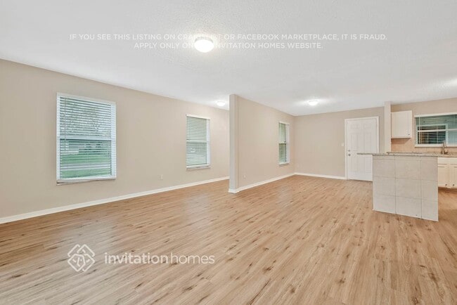 Building Photo - 2748 Ravenall Ave