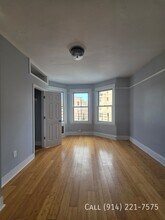 Building Photo - 16 Sherwood Ave