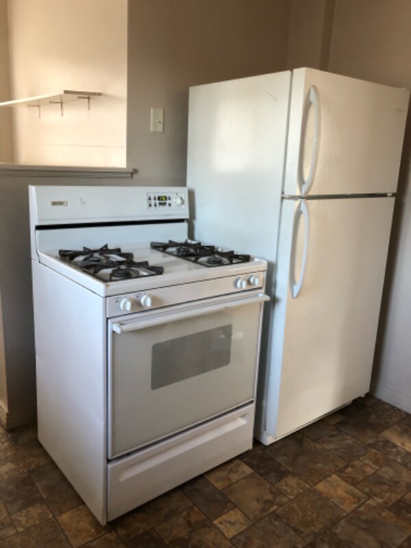 Foto del edificio - 4006 Canyon Lake Dr
