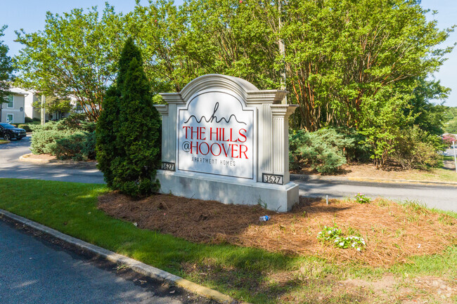 Exterior - Hills at Hoover Apartments