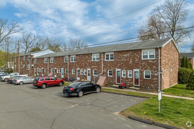 Building Photo - 33 Hiltbrand Rd