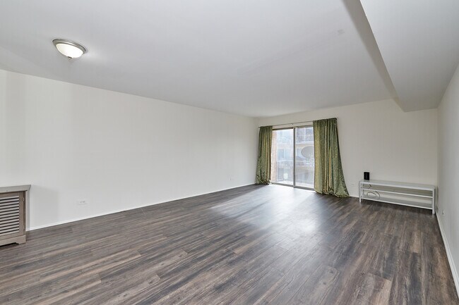 Foto del edificio - 6960 N Bell Ave