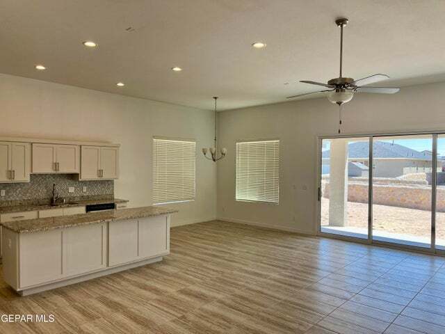 Building Photo - 14716 Pebble Hills Blvd