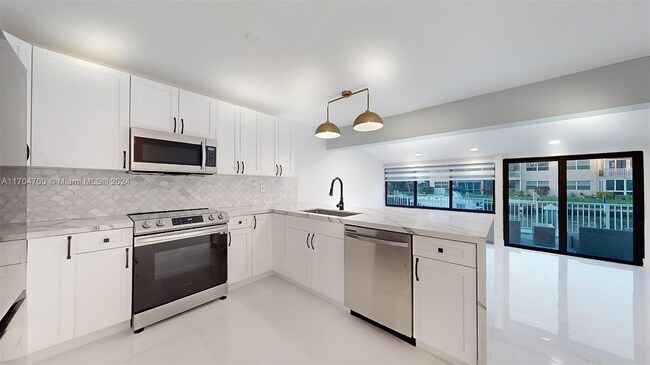 Foto del edificio - 1201 SW 12th Ct
