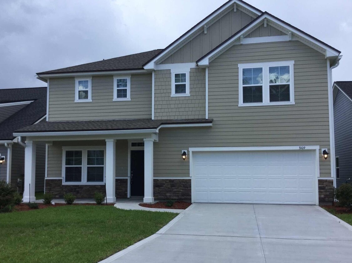 Foto principal - 3109 Creek Village Ln