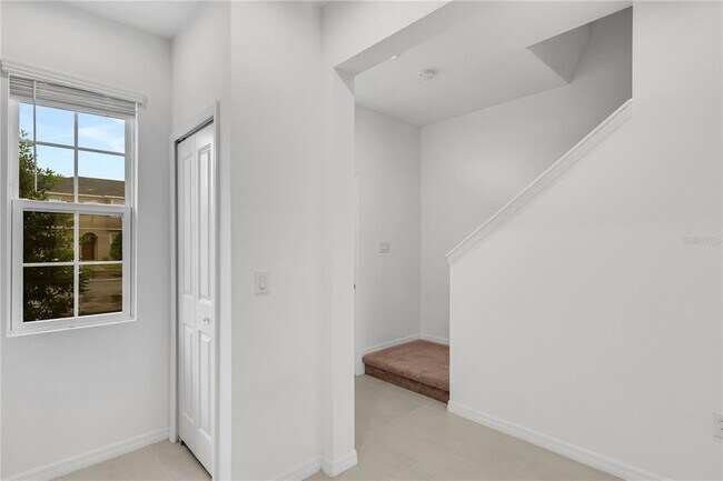 Foto del edificio - 6228 Fairmont Ln