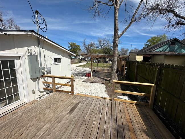 Building Photo - 4109 Edison St