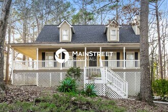 Building Photo - 413 Oak Landing Dr