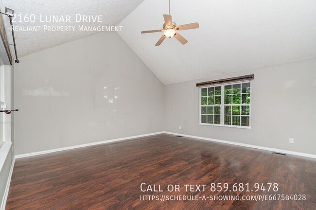 Building Photo - 2160 Lunar Dr