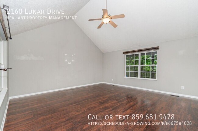 Foto del edificio - 2160 Lunar Dr