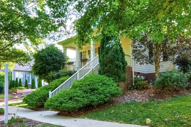 Building Photo - 4 Bedroom 2.5 bath single family home in H...