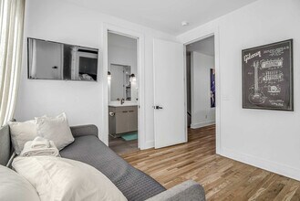 Building Photo - 2807 Delaware Ave