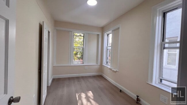 Building Photo - 317 EAST 49 STREET