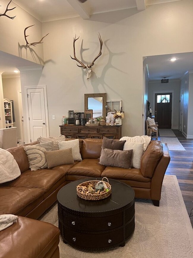 Foto del edificio - BEAUTIFUL HOME MINUTES FROM HARRISON BAY S...