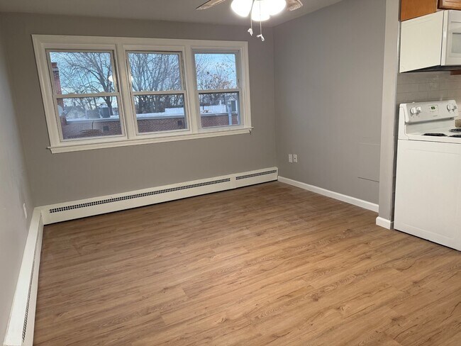 Foto del edificio - 4 Nesbit Ave