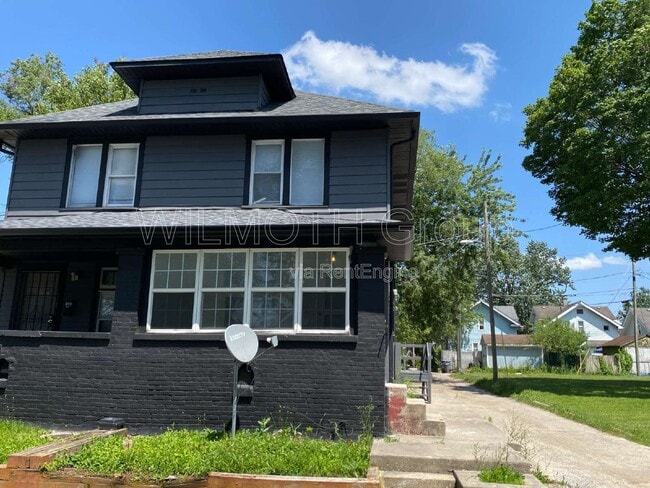 Photo - 253 N Gray St Townhome