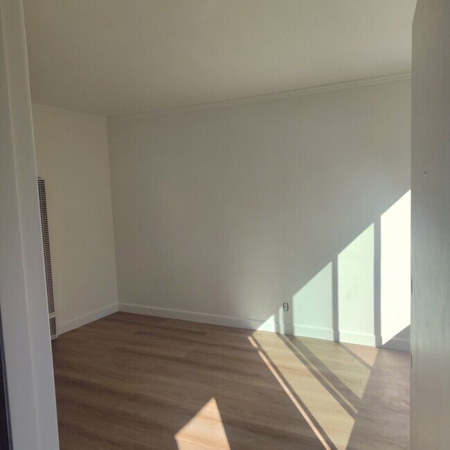 Foto del edificio - 1249 Franklin St