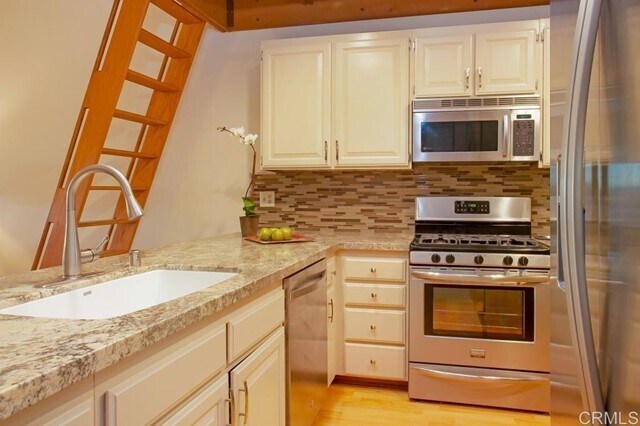 Foto del edificio - 801 Kalpati Cir