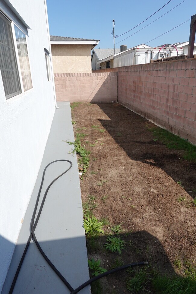Patio trasero - 15338 Larch Ave