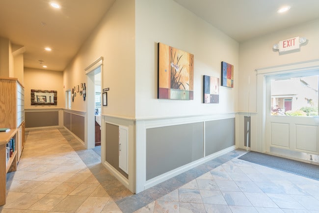 Building Photo - Fairview Village Apartments