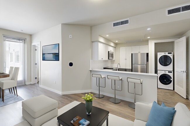 Building Photo - 888 Fourth Street Apartments, LLC