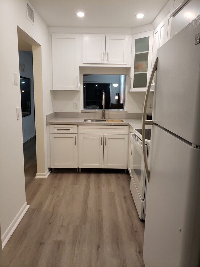 Foto del edificio - 2081 S Ocean Dr