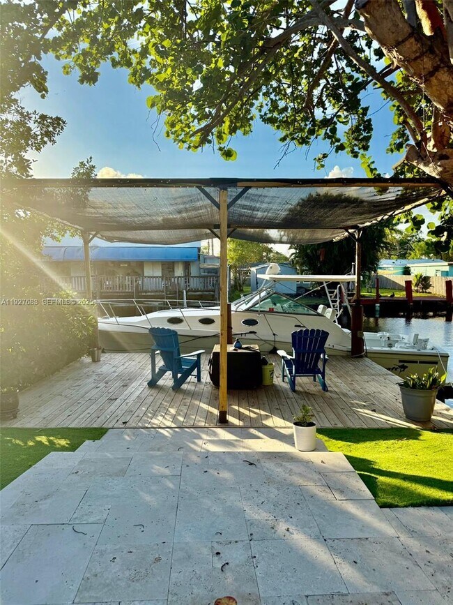 Foto del edificio - 4721 SW 34th Dr