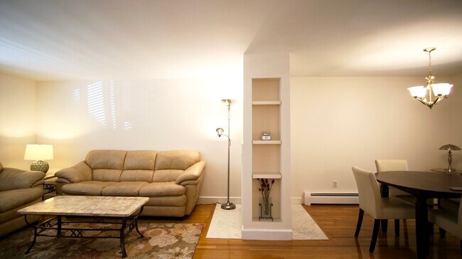 Foto del edificio - 148 Cypress St