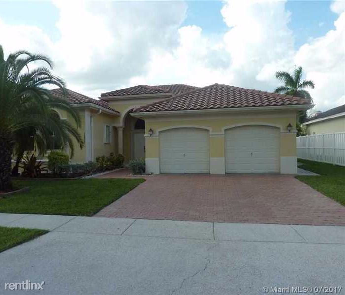Foto principal - 16708 SW 39th St