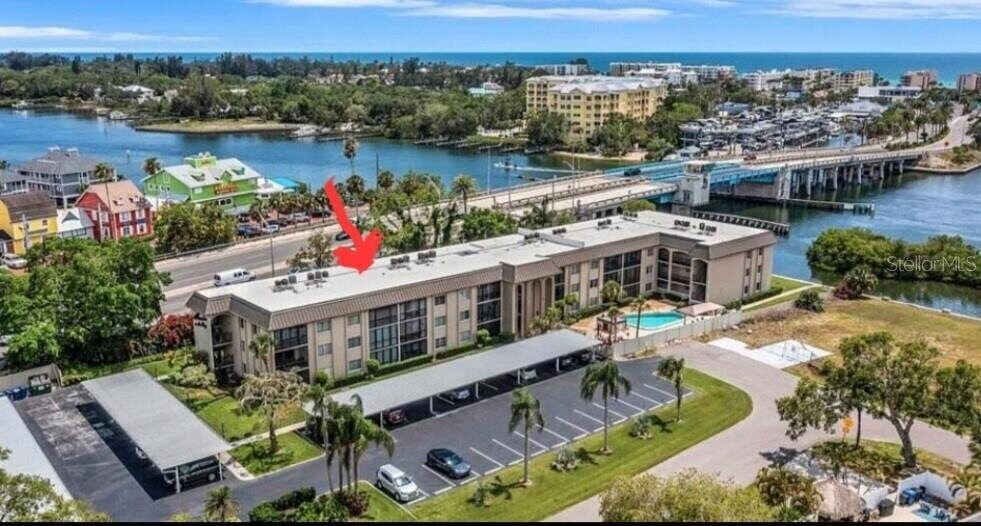 "Fully Renovated 2-Bed, 2-Bath Condo on Minutes from Siesta Key Beach - "Fully Renovated 2-Bed, 2-Bath Condo on Minutes from Siesta Key Beach
