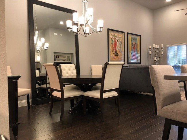 Foto del edificio - 3751 Marigold Ln