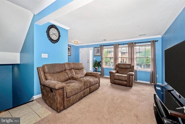 Foto del edificio - 1323 Lindsay Ln