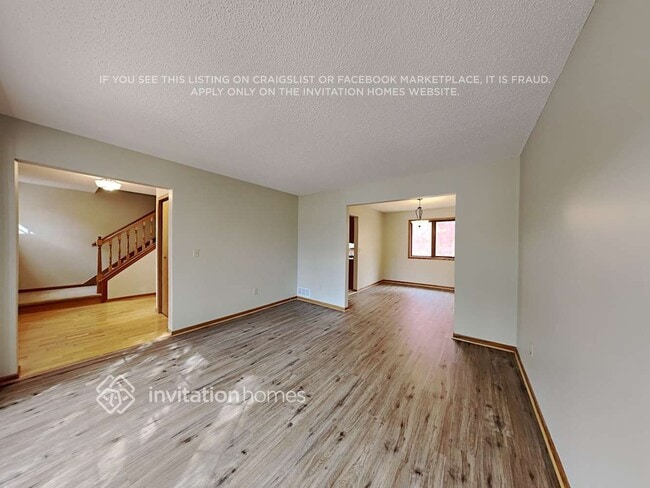 Building Photo - 3930 Zircon Ln N