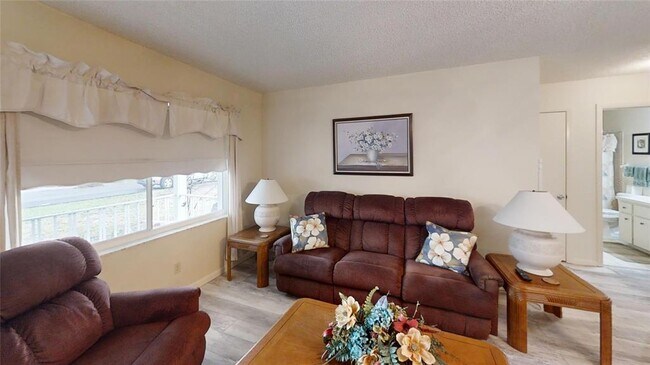 Building Photo - 8592 SW 91 St